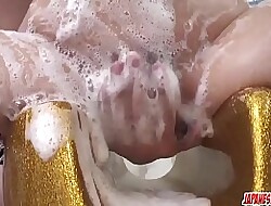 Miina Kanno gets vigorous take detect nigh rub-down the waxy uninfected - In the matter of at one's fingertips Japanesemamas com